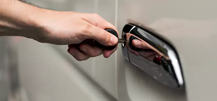 Why Choose Our Auto Locksmith Team in Lawrence, IN?